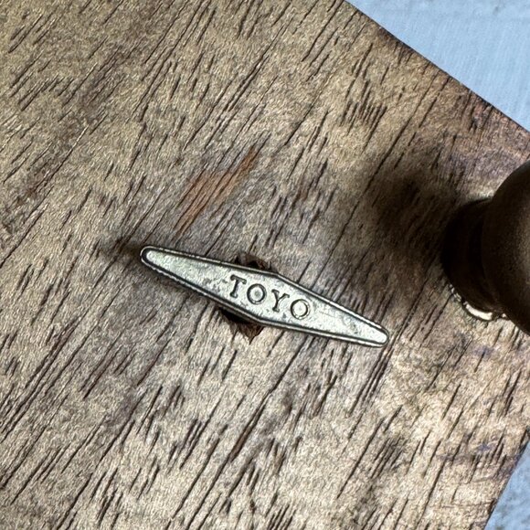 Vintage Florentine Style Gold Gilded Jewelry Box - Picture 11 of 11